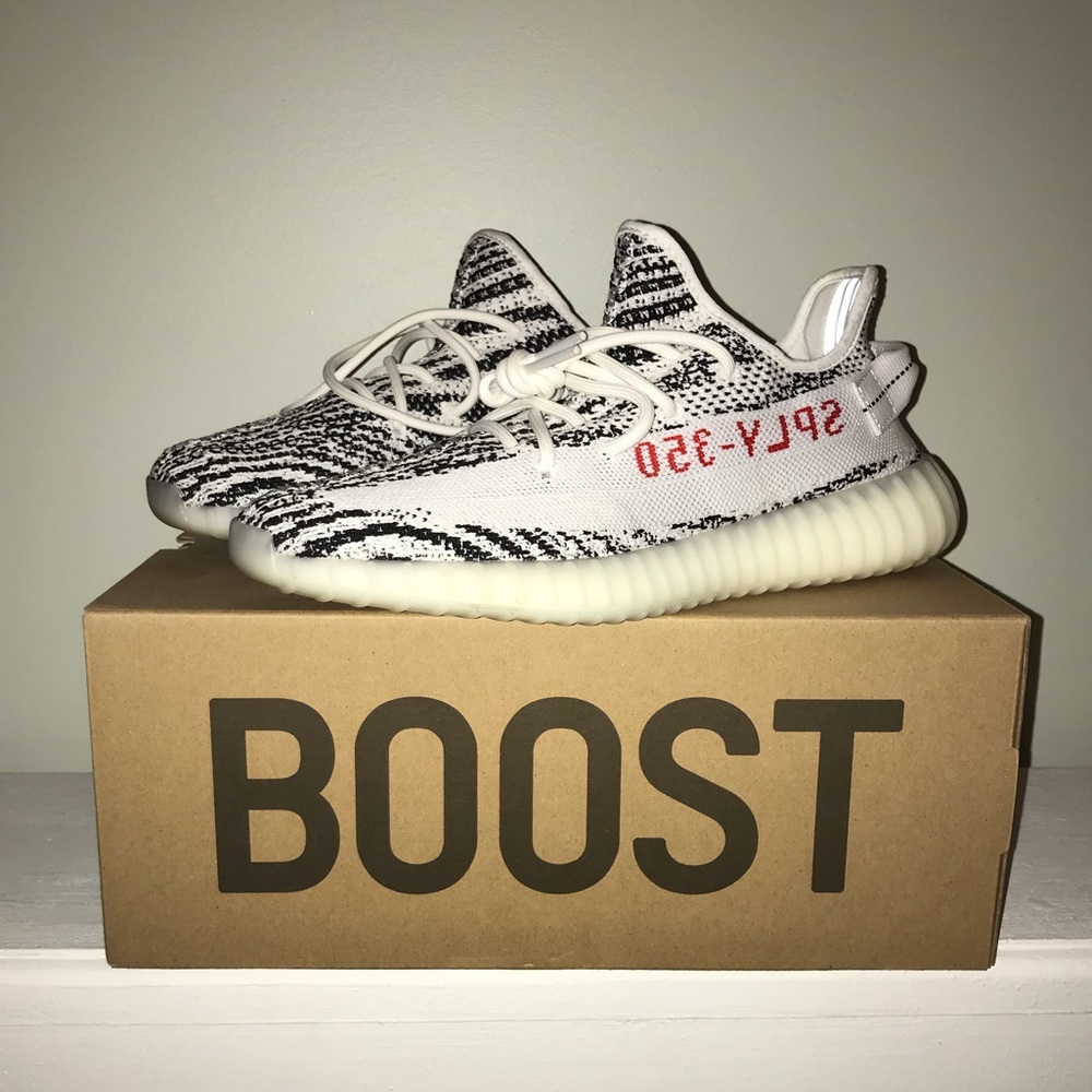 Sold!! Stock X New Yeezy 350 V2 Boost🦓